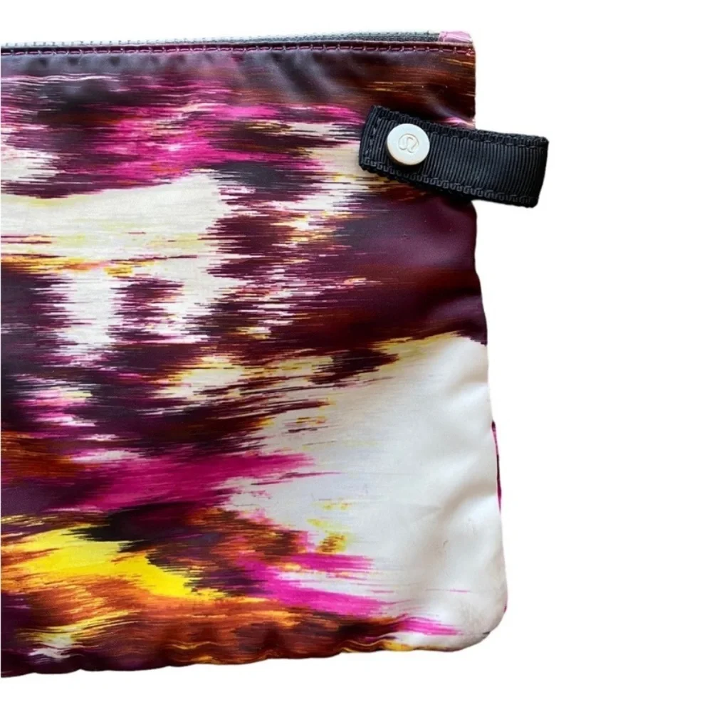Lululemon In The Present Pouch Bag 2-in1
